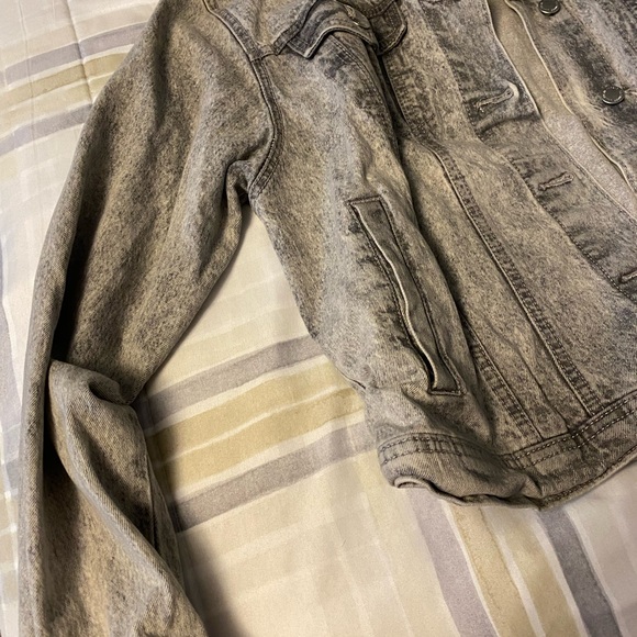 Gray Denim Jacket - Picture 3 of 4